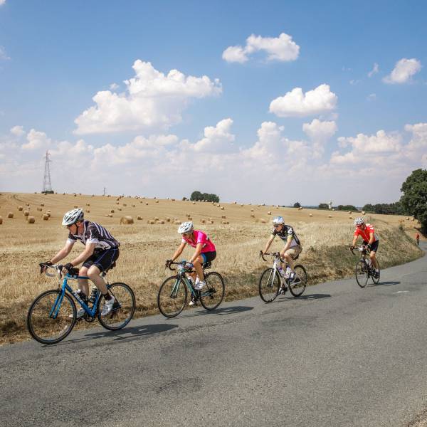 Fundraising-event-cycling-from-discover (2)