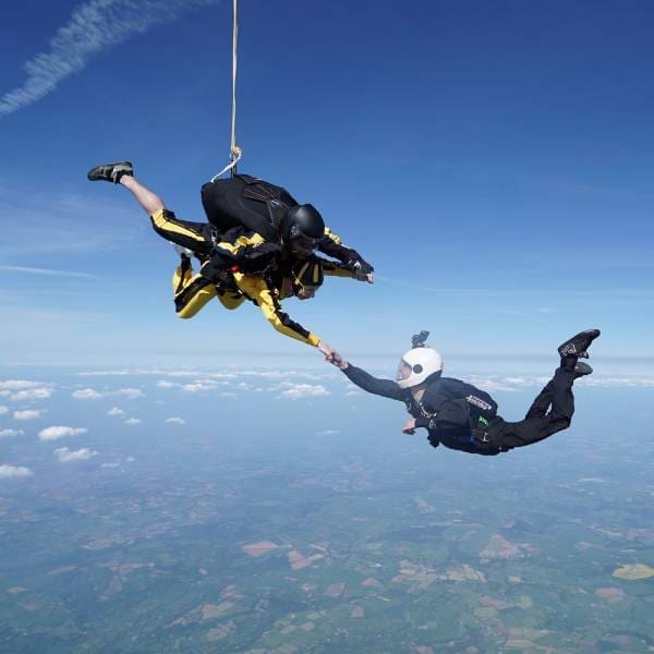 Lifeworks-fundraising-skydive-for-charity